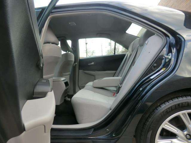 Toyota Camry 2014 photo 22